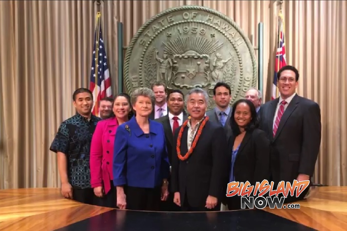Governor takes steps to protect net neutrality in Hawaii
