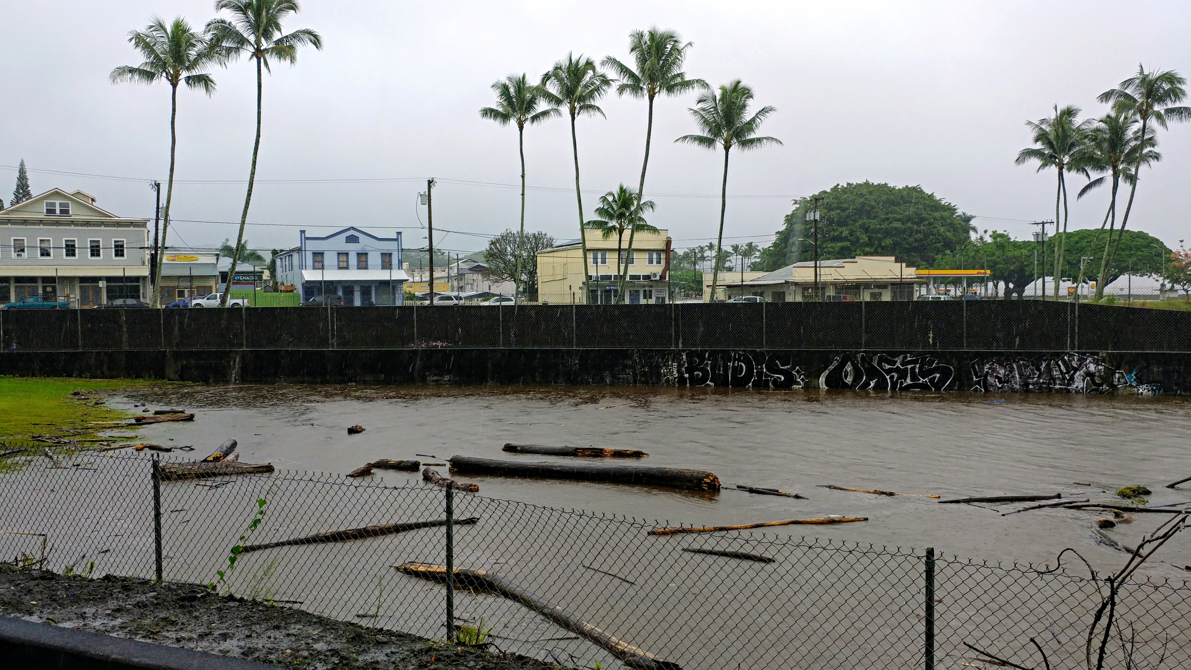 Storm drifts away from Hawaii after 'almost biblical' rains