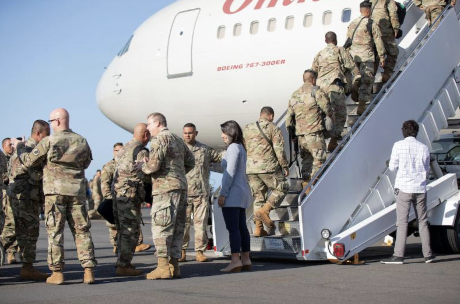 Rep. Gabbard Bids Farewell to Fellow Hawai'i Army National Guard Soldiers | Big Island Now