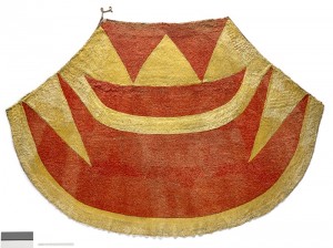 Mahiole (feathered helmet). Te Papa Tongarewa image.