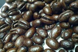 Kona coffee beans. File photo by Kristin Hashimoto.
