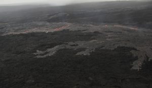 A slightly closer view of the lava flow from the eastern breakout on Puʻu ʻŌʻō. USGS/HVO photo.