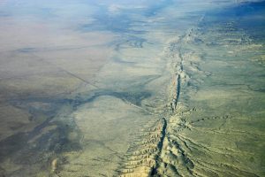 Aerial view of San Andreas Fault in the Carrizo Plain, 8,500 ft. altitude. Credit: Ikluft/Wikimedia.