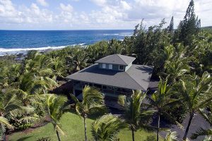 This Kapho oceanfront home helped lead the charge for prices in the Puna District, selling for $899,000. Image courtesy Sophia Yunis, RB, Pacific Ocean Realty LLC.