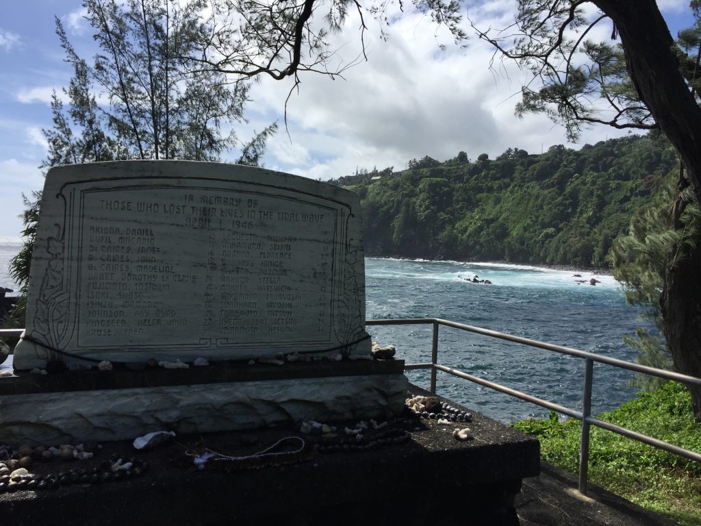 1946 tsunami monument. Photo: Darde Gamayo