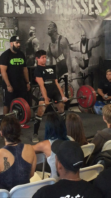 Cyrus Jumalon powerlifting on Aug. 19 in Mountain View, Calif. at the Boss of Bosses Invitational. Courtesy photo.